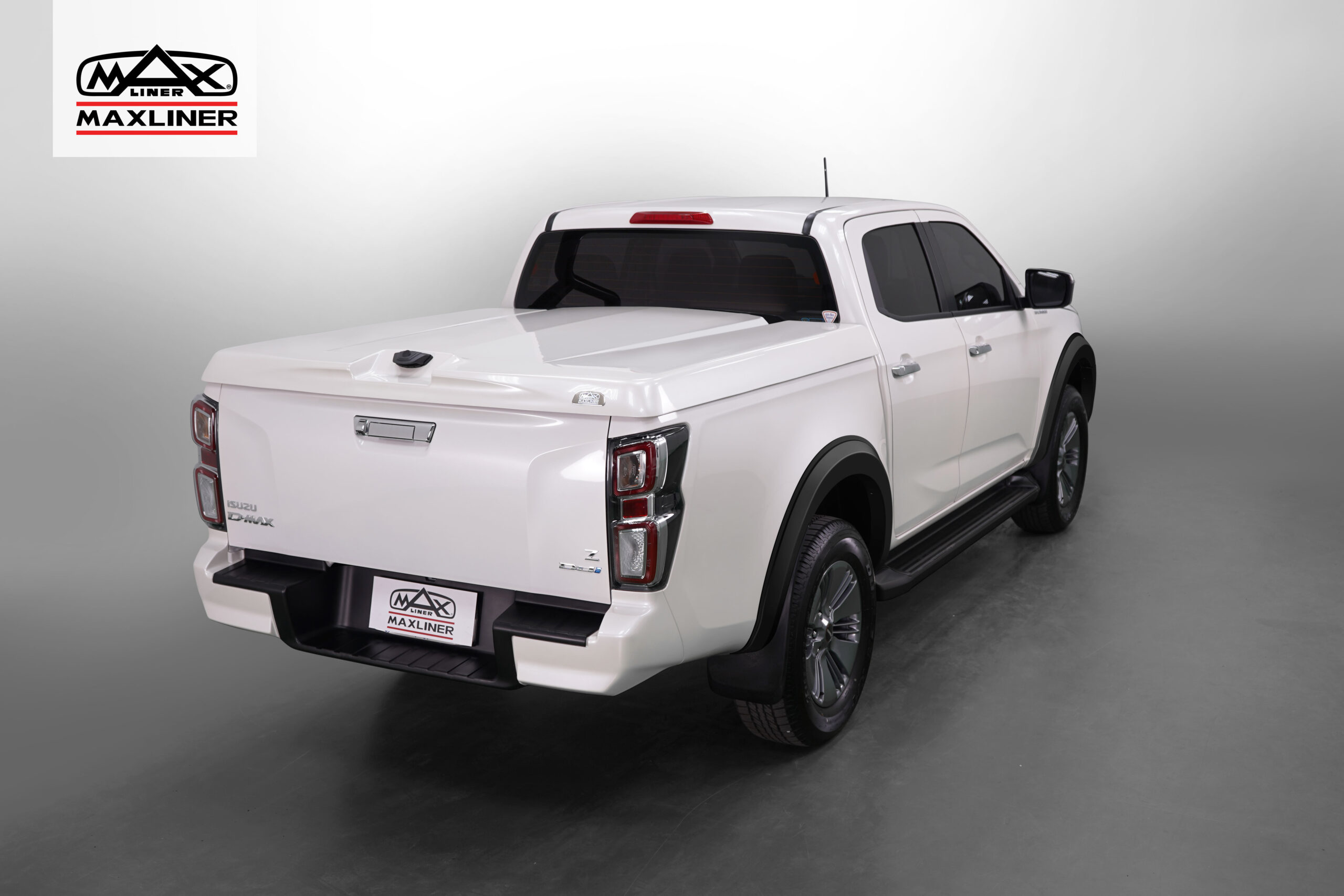 Isuzu D-Max DC 2020-2024 Maxcover 45, lukustatav plastkate