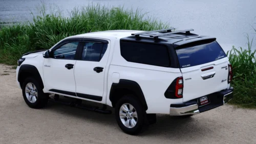 kastikate-venture-hilux-dc