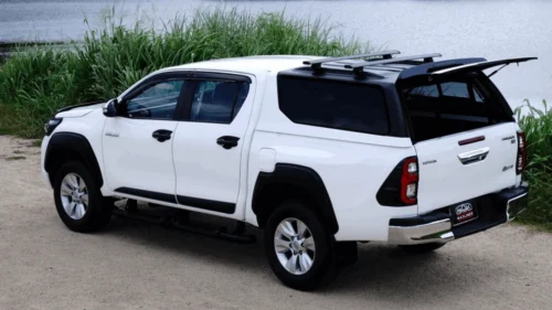 Isuzu D-Max DC 2025+ Venture kastikate, küljeluugid klaasist