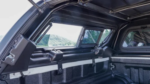 Koeraaken Venture kastikattele, parem pool