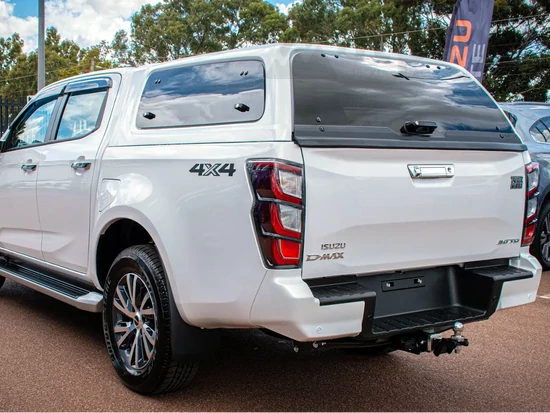 Isuzu D-Max DC 2025+ kastikate klaasist küljeluukidega