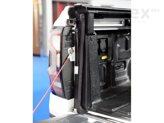 VW Amarok DC 2023+ Tagaluugi tihend