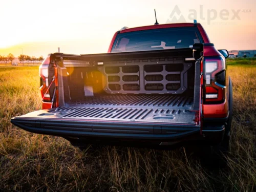 VW Amarok DC 2023+ Aeroklas kastihaldur.